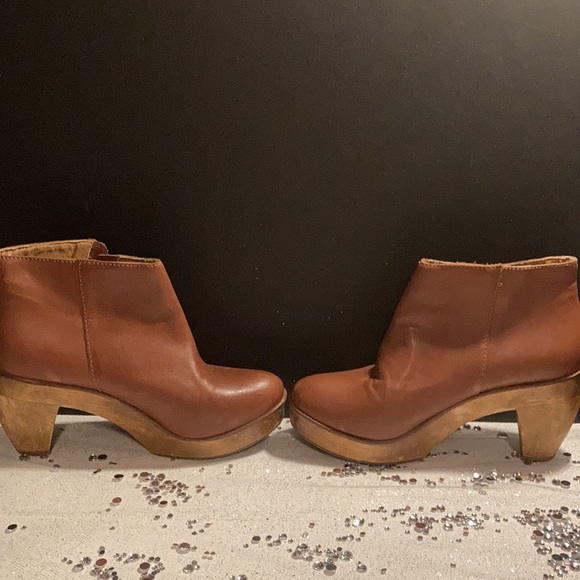 KDB soft leather clogs - Picture 5 of 8